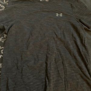 Under Armour Men's work out shirt